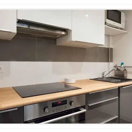 Duplex à 50m De La Plage * Antibes
