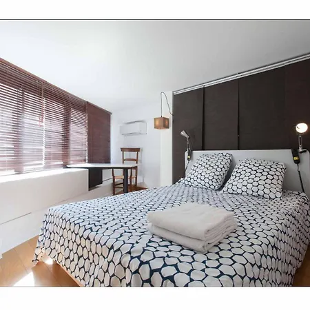 Duplex à 50m De La Plage * Antibes